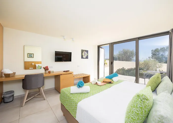 Вилла Elena Калаф