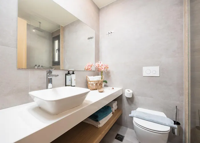 Elena * كالاثوس