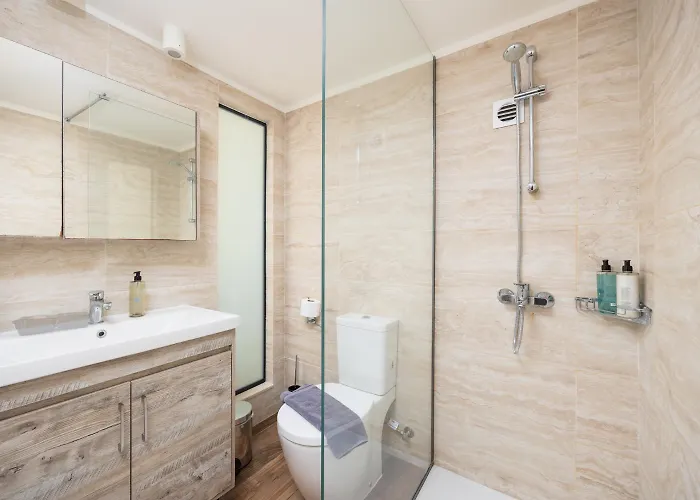 Elena Villa Kalathos